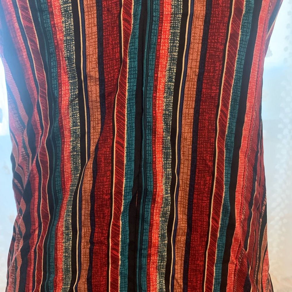 Halter top - Picture 2 of 3